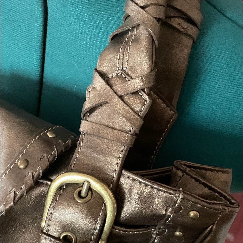 Stylish Brown Leather Women's Bag - Picture 3 of 8